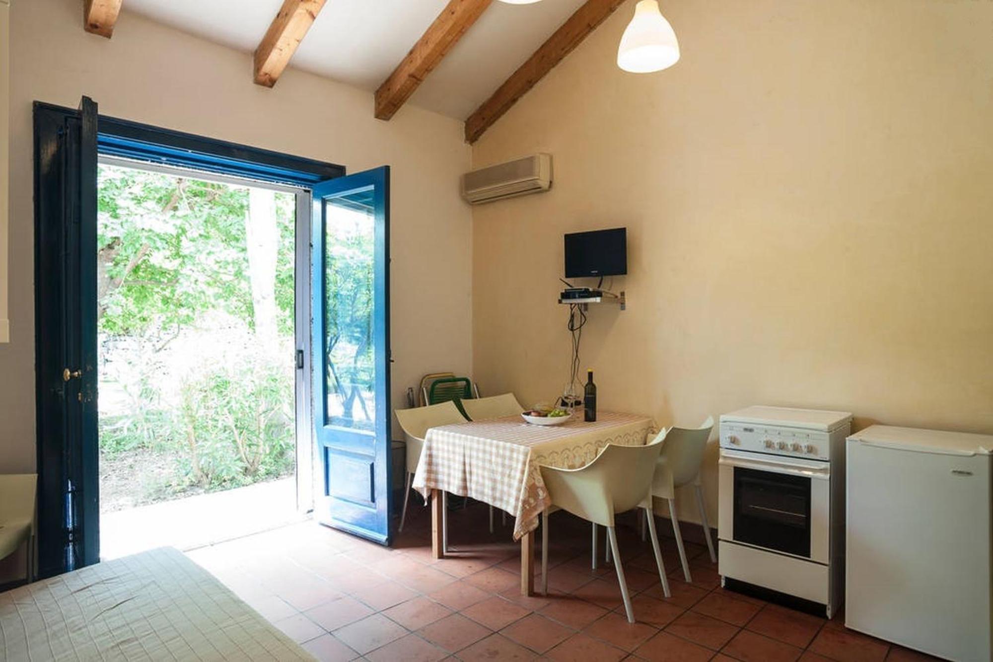 Come In Sicily La Pietra Monaca Apartment Acireale Phòng bức ảnh