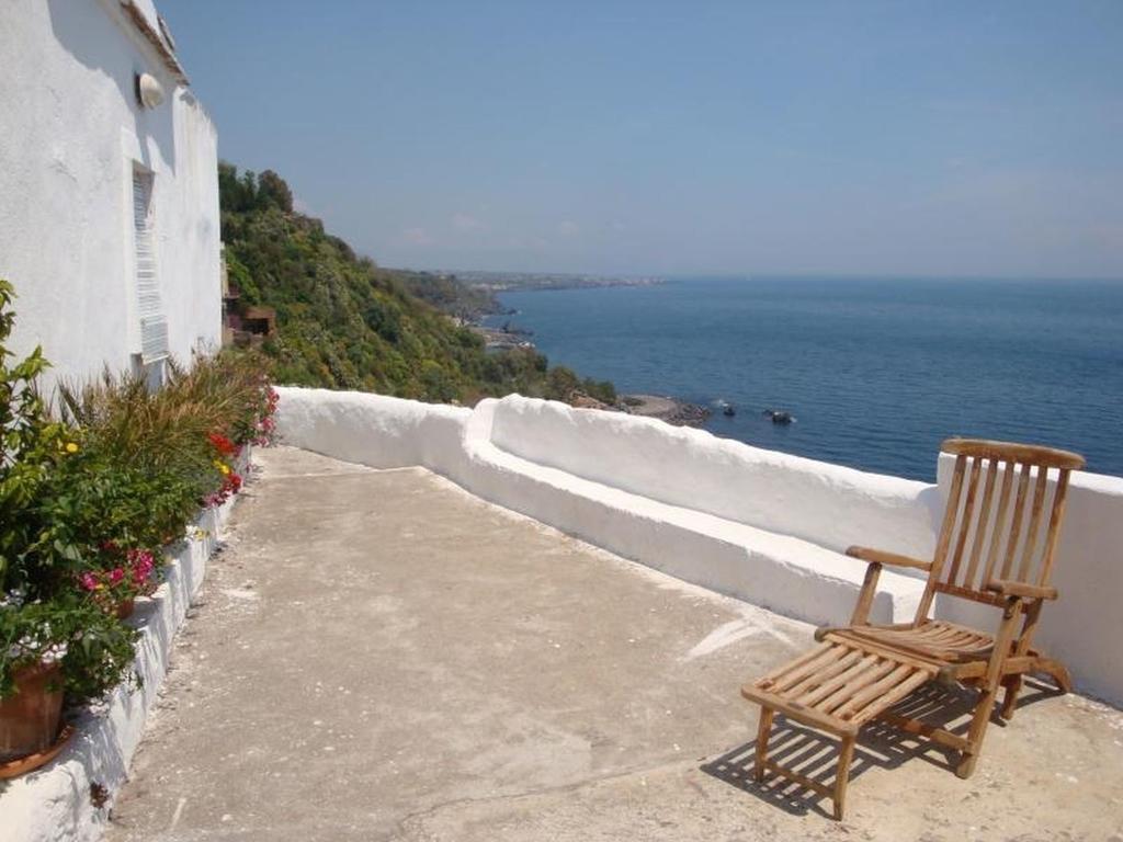Come In Sicily La Pietra Monaca Apartment Acireale Phòng bức ảnh